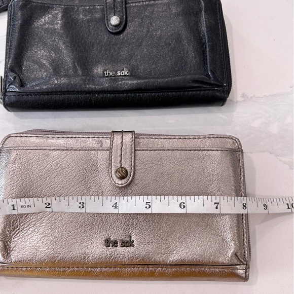 The Sak 2-4-1 Bundle of Leather Crossbody Organizers - Picture 14 of 16